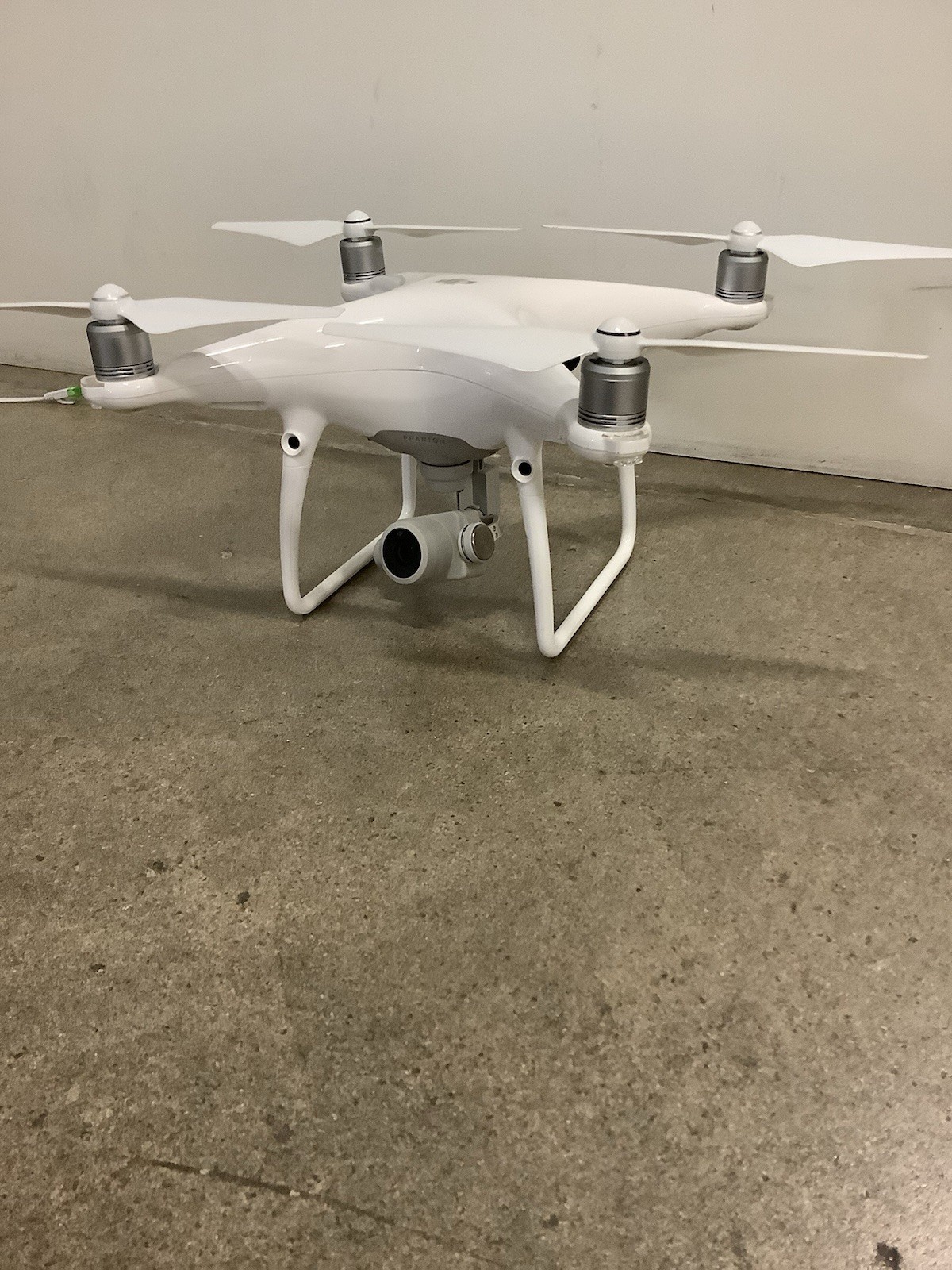 Phantom 4 Pro (WM331A) Fly More Combo With Controller