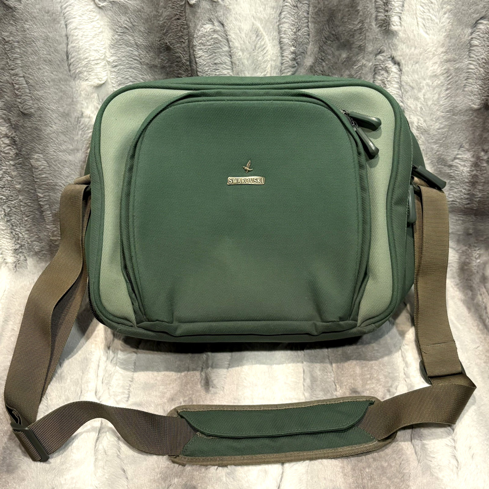 RETIRED Swarovski Taimyr Field Bag 78004 Day Trip Green Binocular Carrying Case