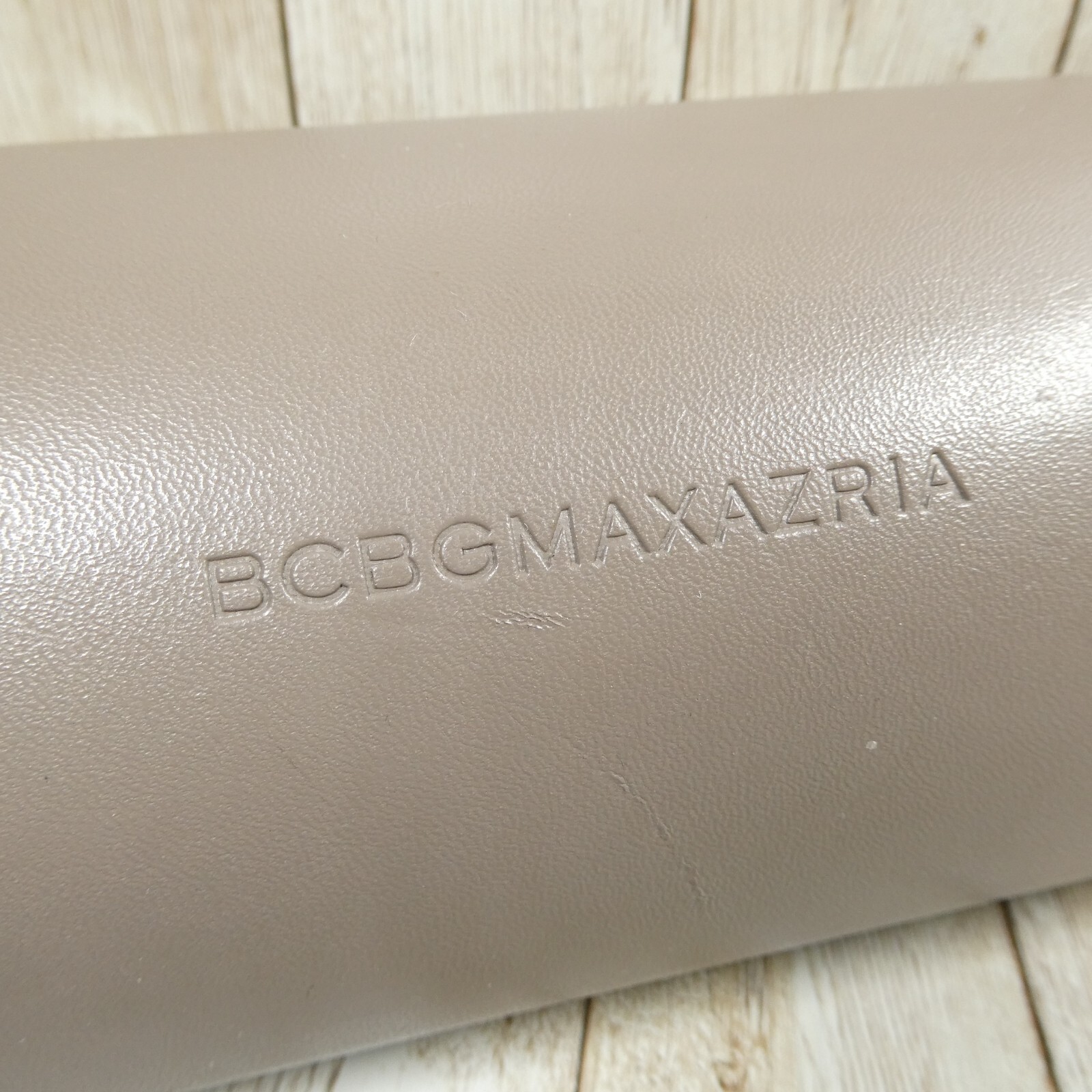 BCBGMAXAZRIA Sunglasses Taupe Hard Clamshell Case ONLY