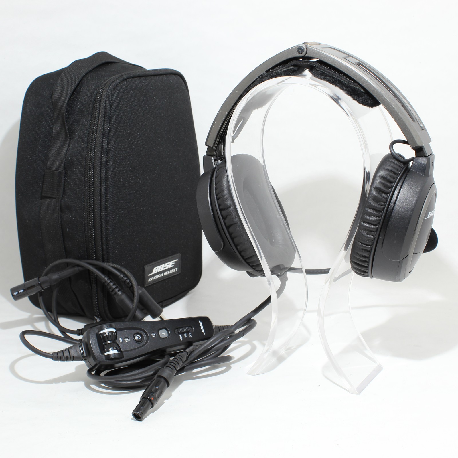 Very Good Bose A20 Bluetooth Headset Lemo w/ Dual GA Plug Adaptor BUNDLE + Case