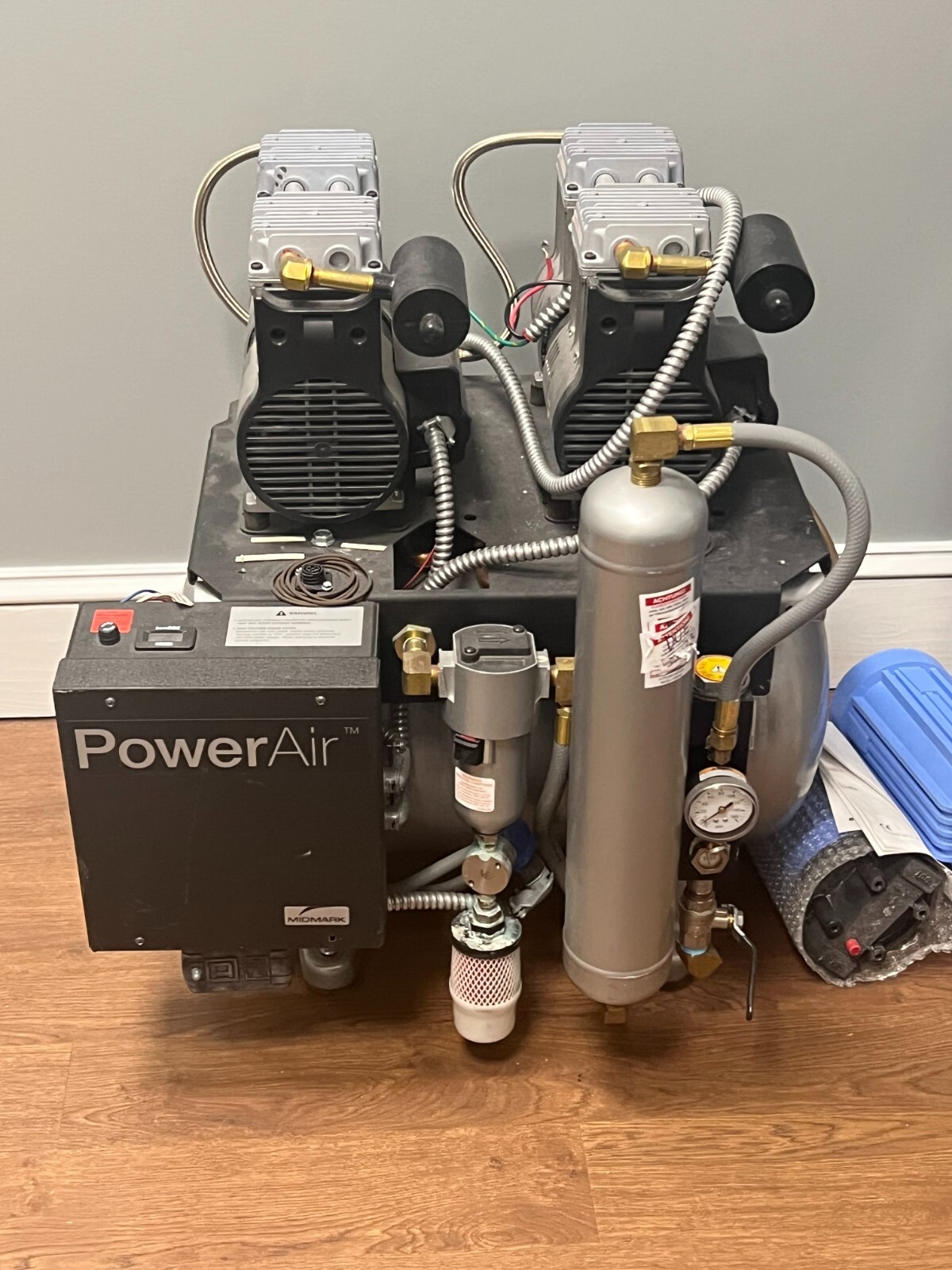 Midmark PowerAir P22 Refurbished Oil-less Dental Office Air Compressor  1-3 User