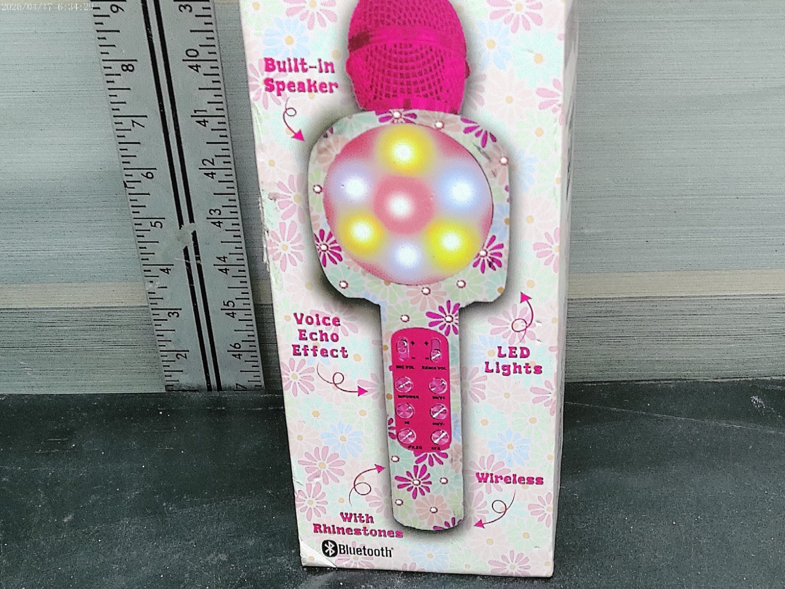 Pink Karaoke Microphone Wireless And Bluetooth With LED Lightning