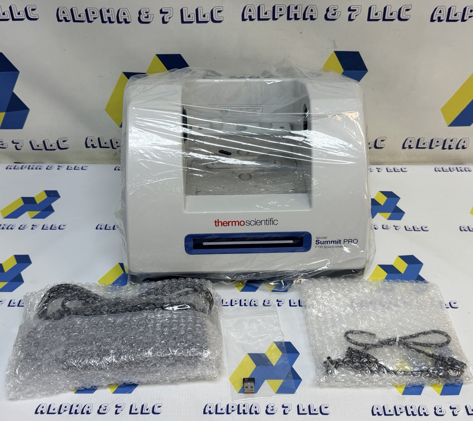 Thermo Scientific Nicolet Summit PRO FTIR Spectrometer