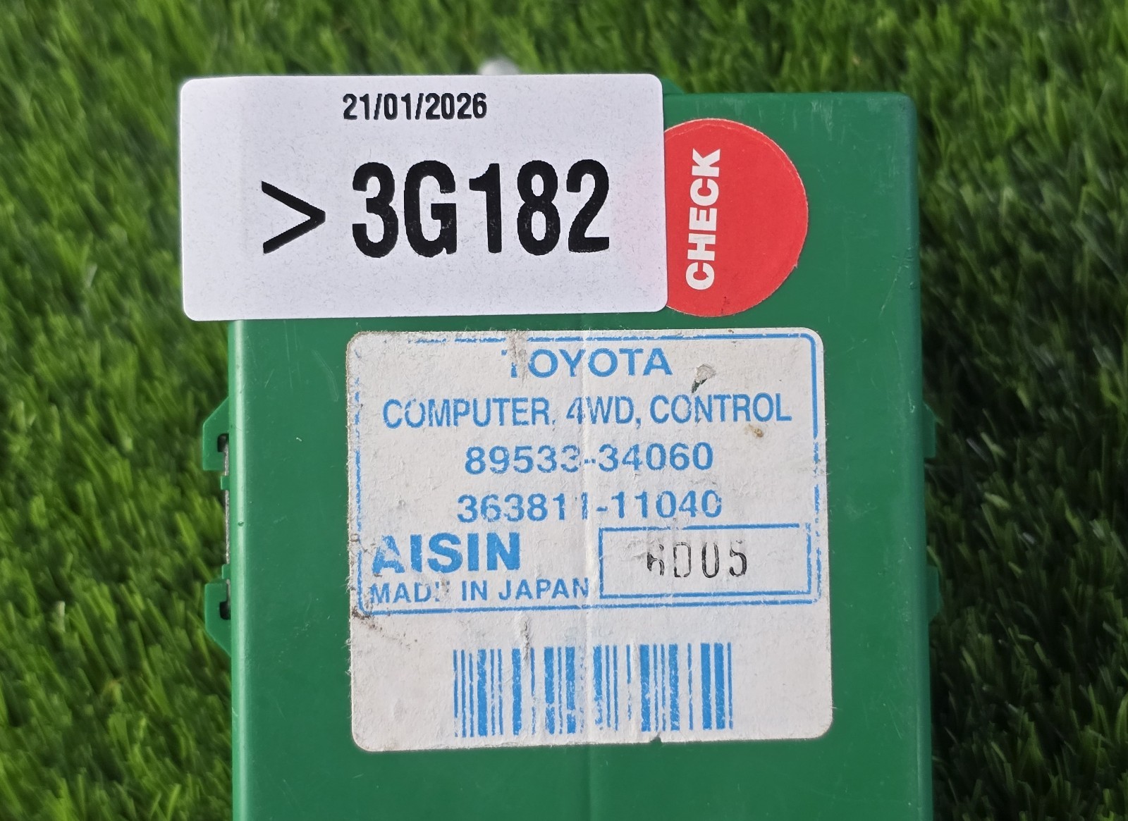 Toyota Sequoia 2004-2007 4WD Transfer Case Control Module 89533-34060 OEM Used