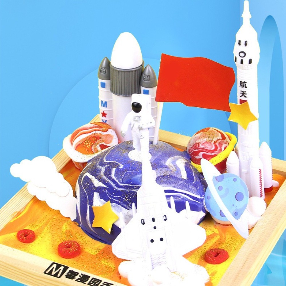 New Astronaut DIY Toys For Kids, Astronaut Theme Statues Desktop Decorations