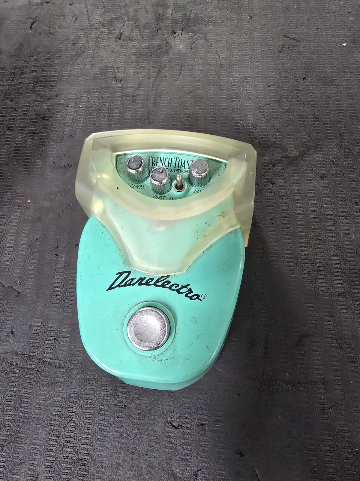 Danelectro French Toast Octave Fuzz Guitar Effects Pedal Distortion DJ-13