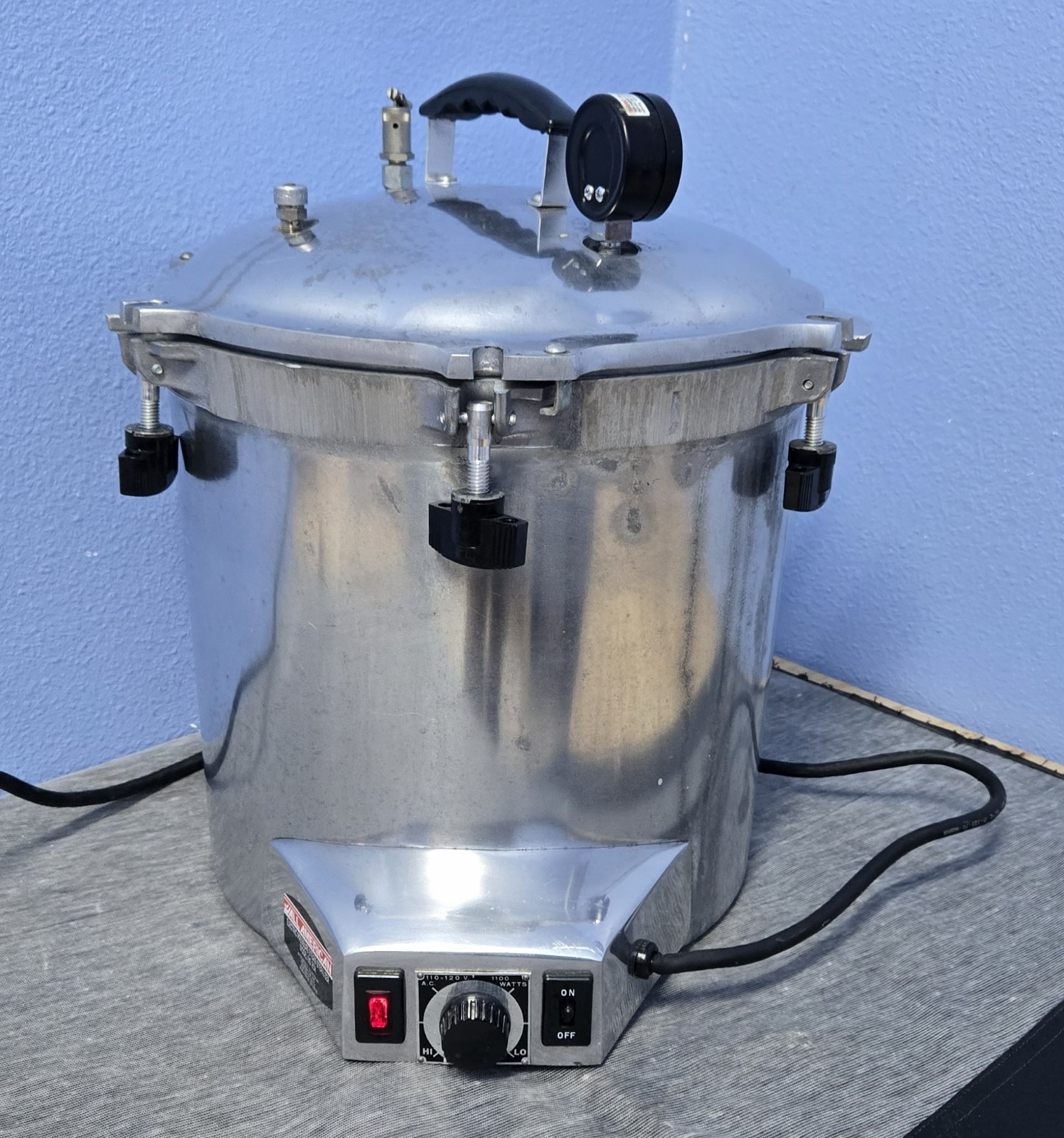 All American Pressure Steam Sterilizer 25X 120 V Steroclave 25 Quart (BINX001B)