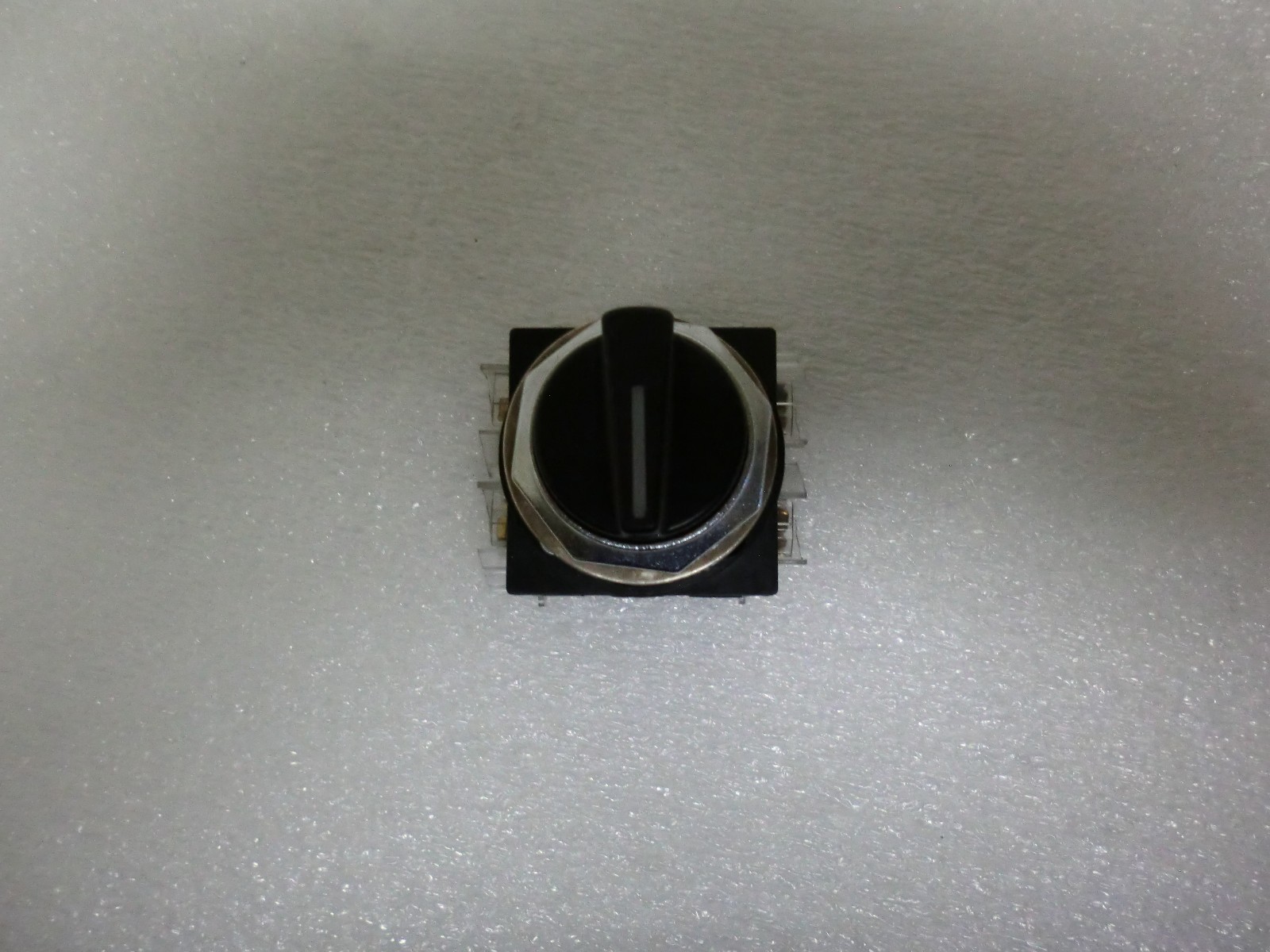 Turn Knob Selector Switch CR104P NEMA 600A