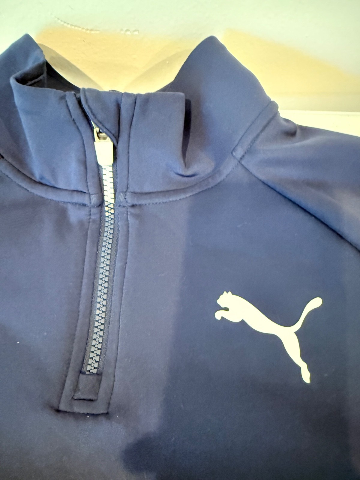 PUMA LIGHTWEIGHT 1/4 ZIP PULLOVER LONG SLEEVE POLY/SPANDEX NAVY BLUE MEDIUM