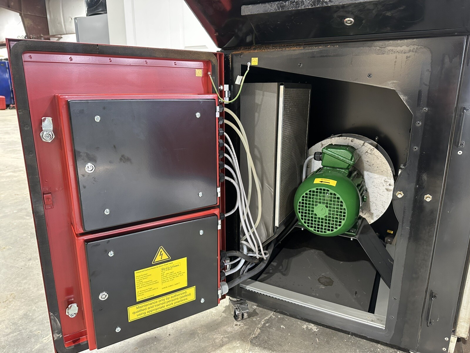 LINCOLN ELECTRIC 400-MS/A DOWNFLEX K2751-11 DOWNDRAFT WELDING TABLE