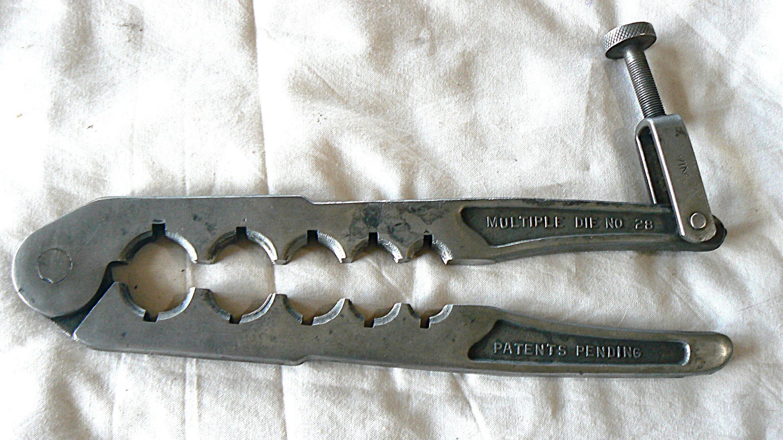 Axel Spindle Threader Repair Chaser Rethreading Die Tool