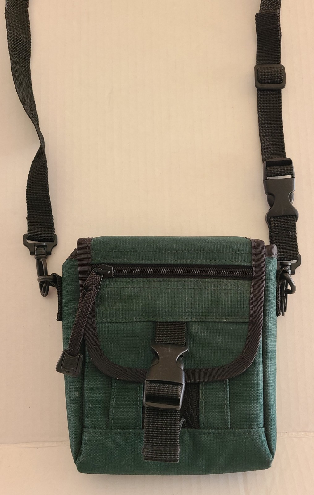 Bag- Shoulder bag- Green -3 Compartments- 6x6x2- Shoulder Strap & Belt Loop