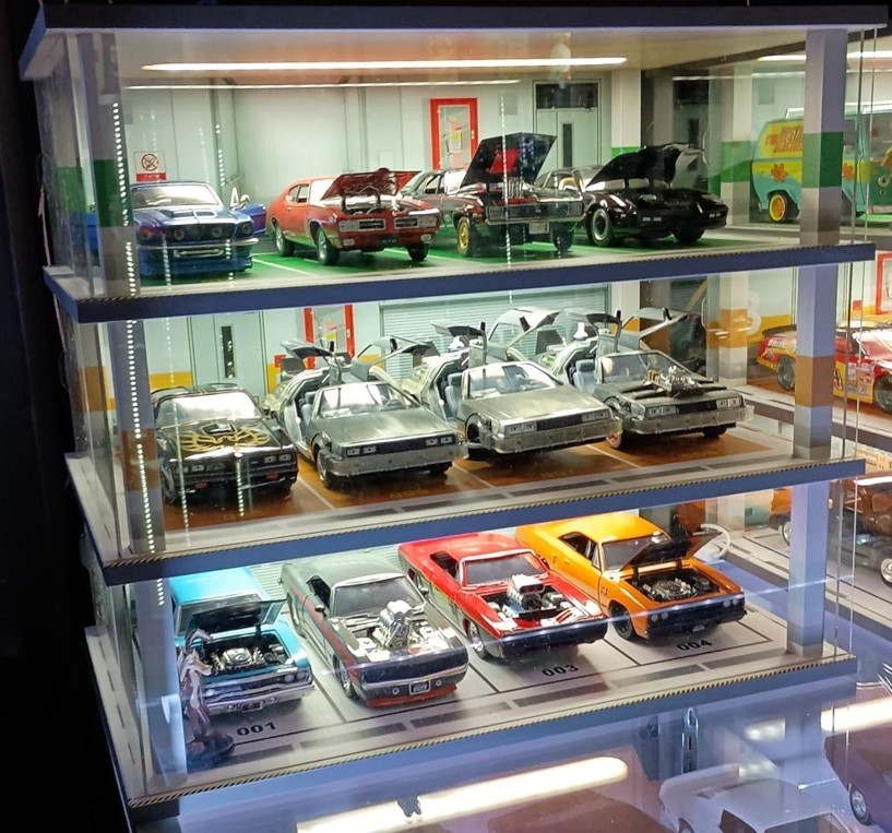 Car Display Case 12 Slot 3 Tier LED Light 1/24 Model Diecast Parking Lot Diorama