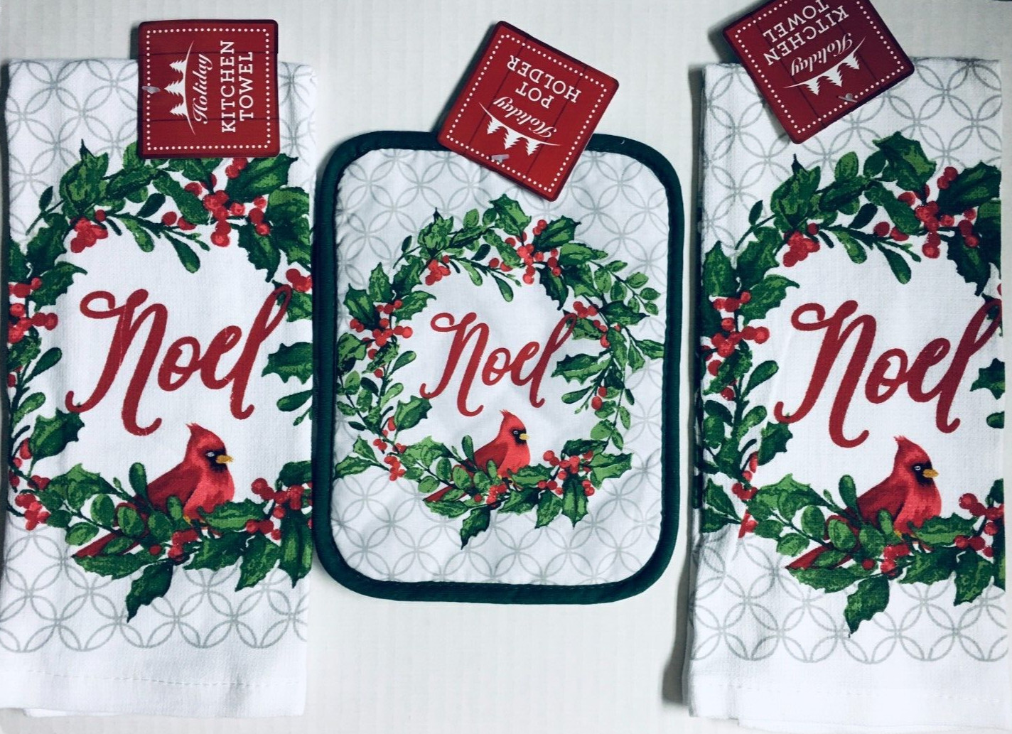 SET OF 3 PACK CHRISTMAS CARDINAL 2 KITCHEN TOWEL (24"x16") &1 POT HOLDER (7"X7")