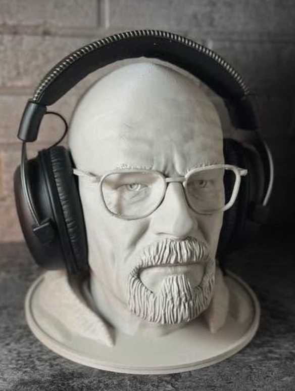 Walter White Headphone Stand | Bryan Cranston Bust Display l Breaking Bad Decor