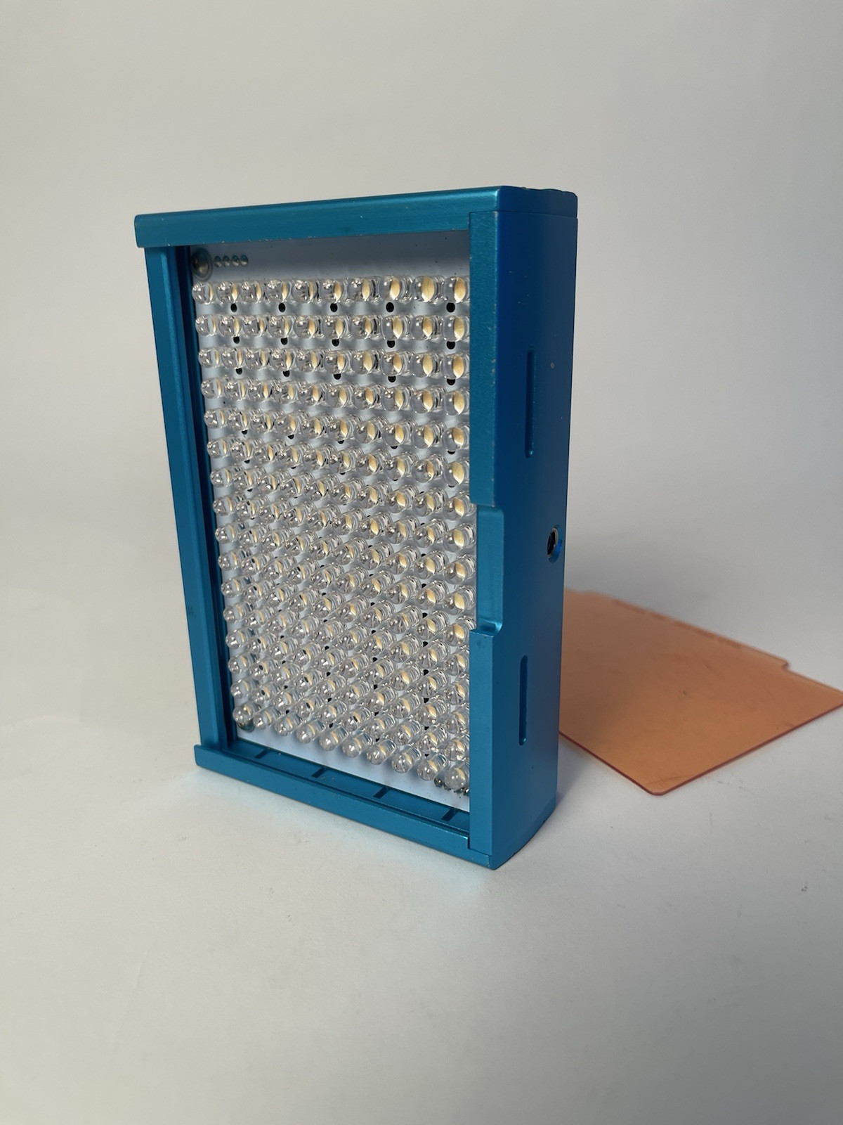 Dracast LED160 Pro Bicolor 3200k-5600k On-Camera Adjustable Light
