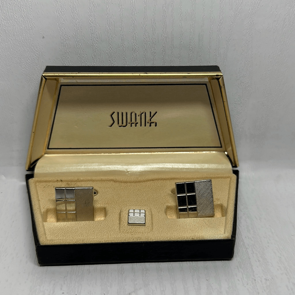 Vintage Swank Cuff Links Silver Toned Square Design In Original Box with Tie Tac
