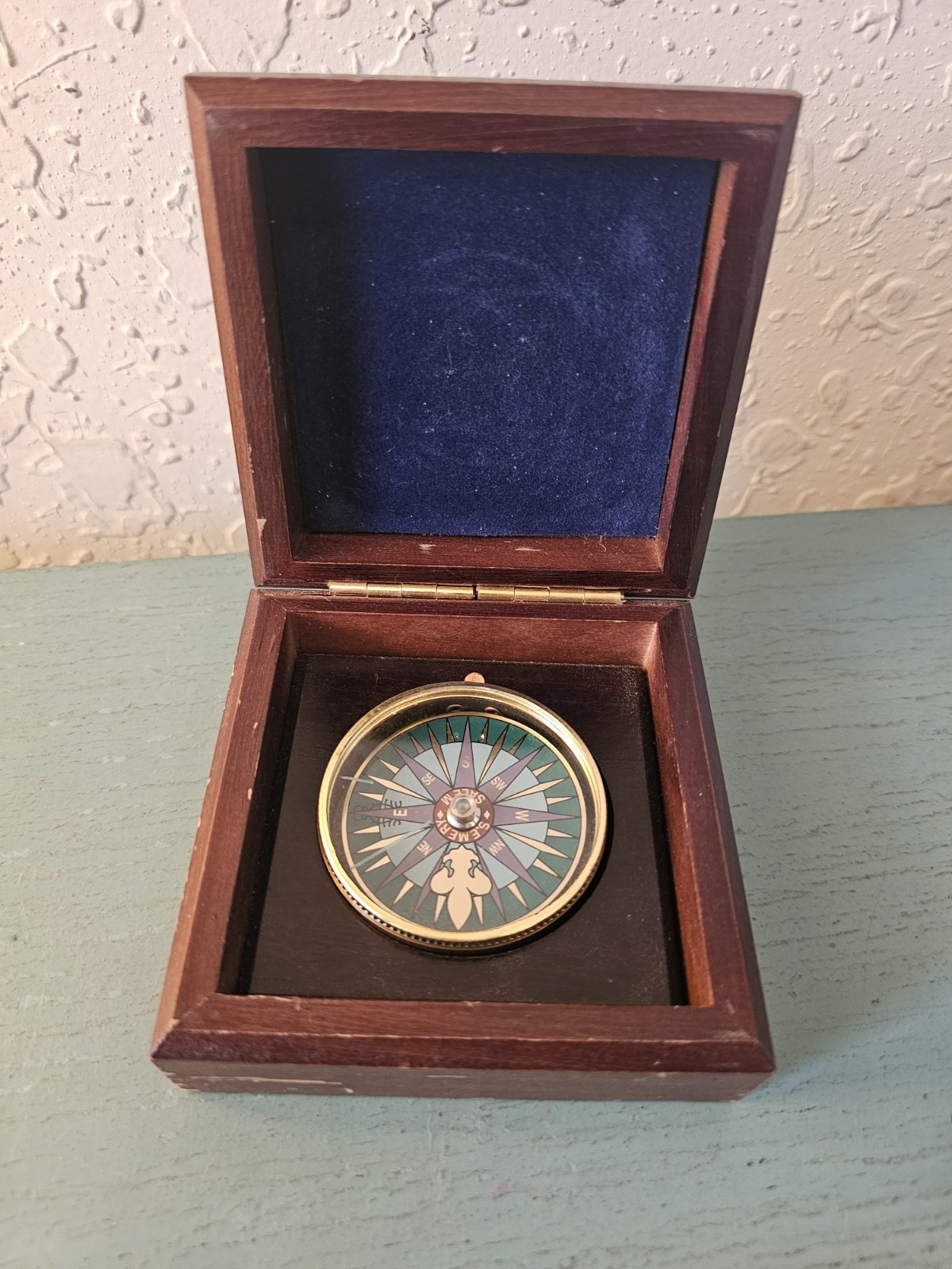 Vintage S Emery Salem Compass In Mahogany FeltLined Box, Fleur-De-Lis North-Very