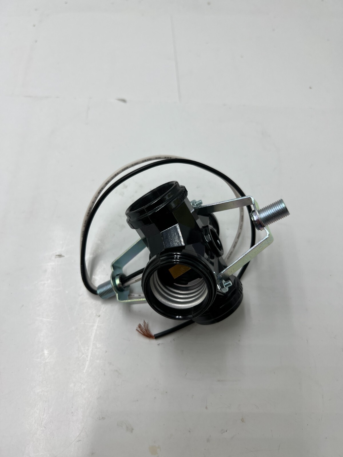 (QTY 4) SATCO 4 Light Cluster Phenolic Socket 1/8 IP Threaded Top Bracket 90-464