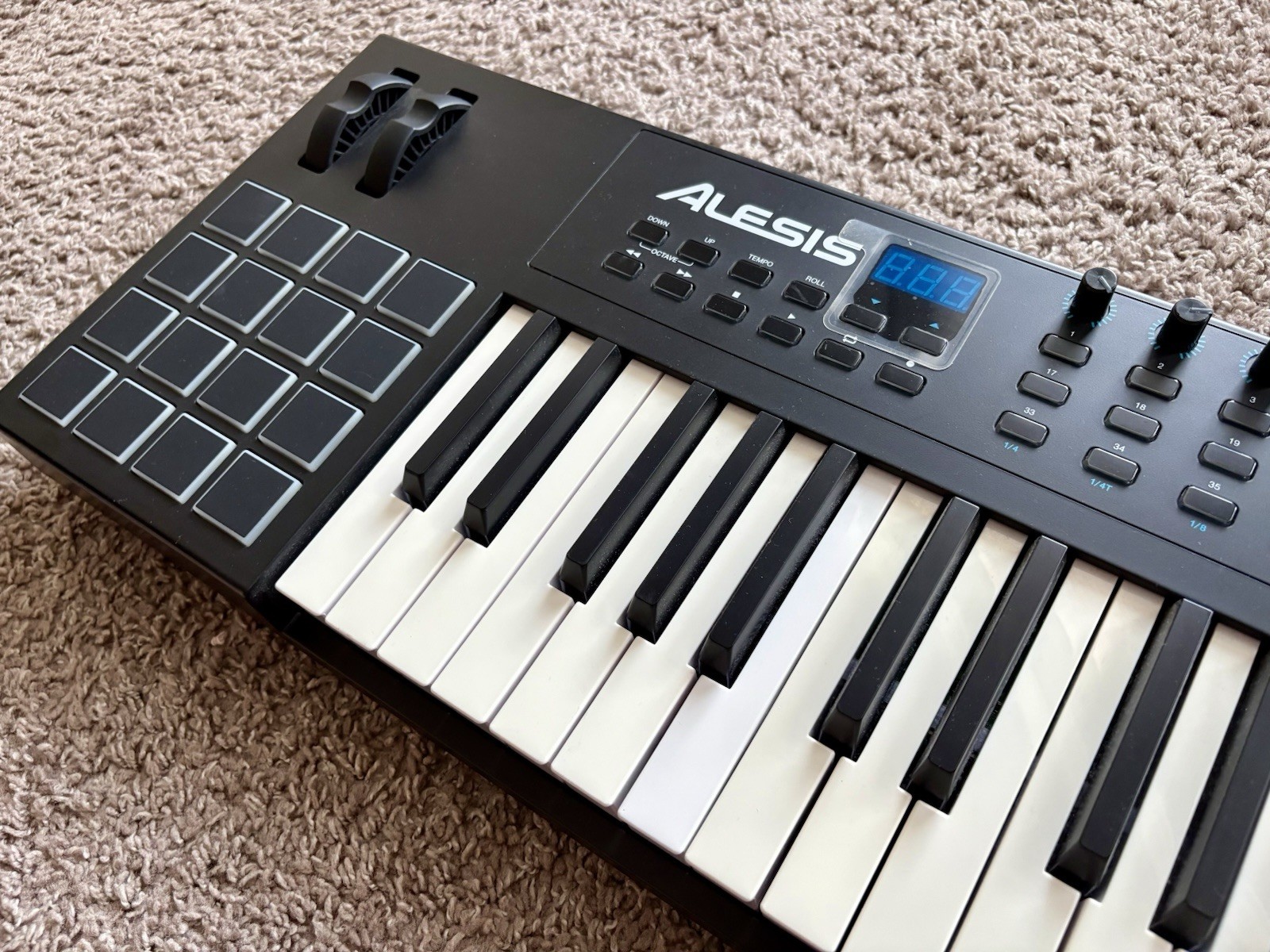 Alesis VI61 61-Key MIDI Keyboard Controller | Fully Tested | Excellent Condition