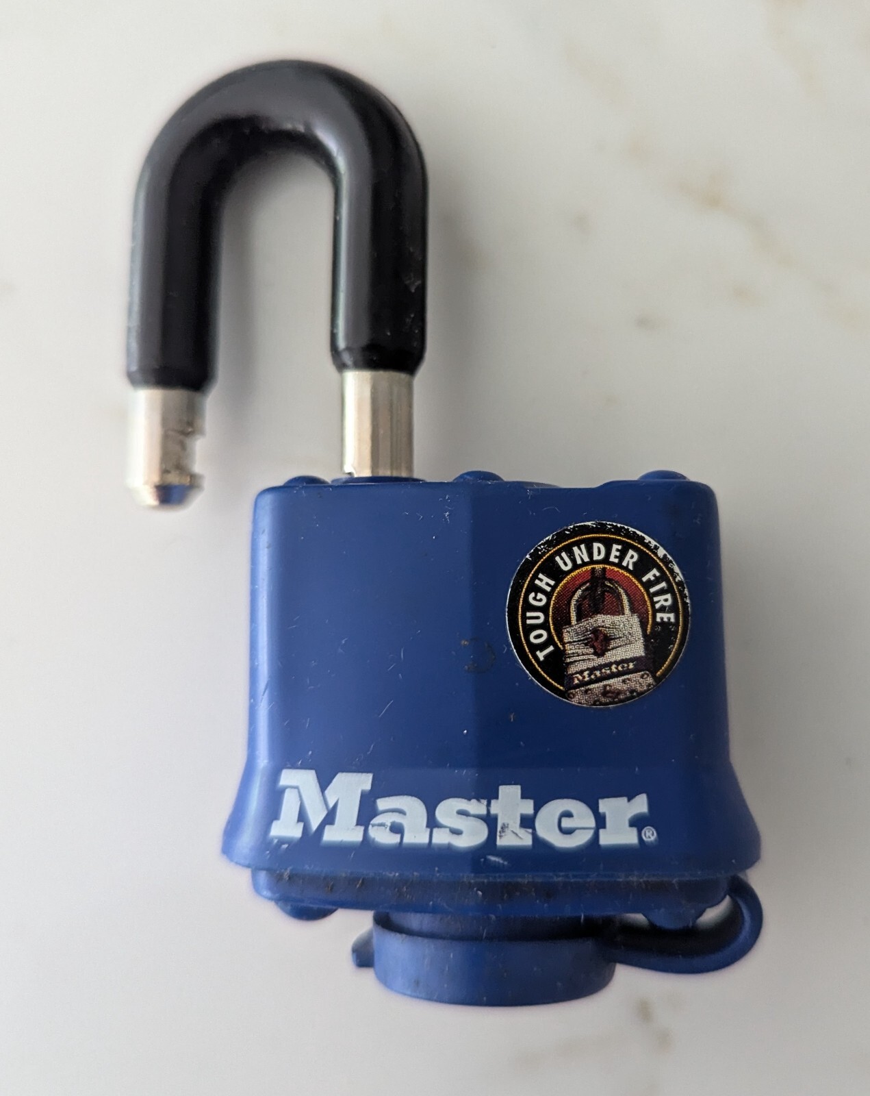 Master Lock Tough Under Fire Rubber Coated Pad Lock w/1 Key (NOS)