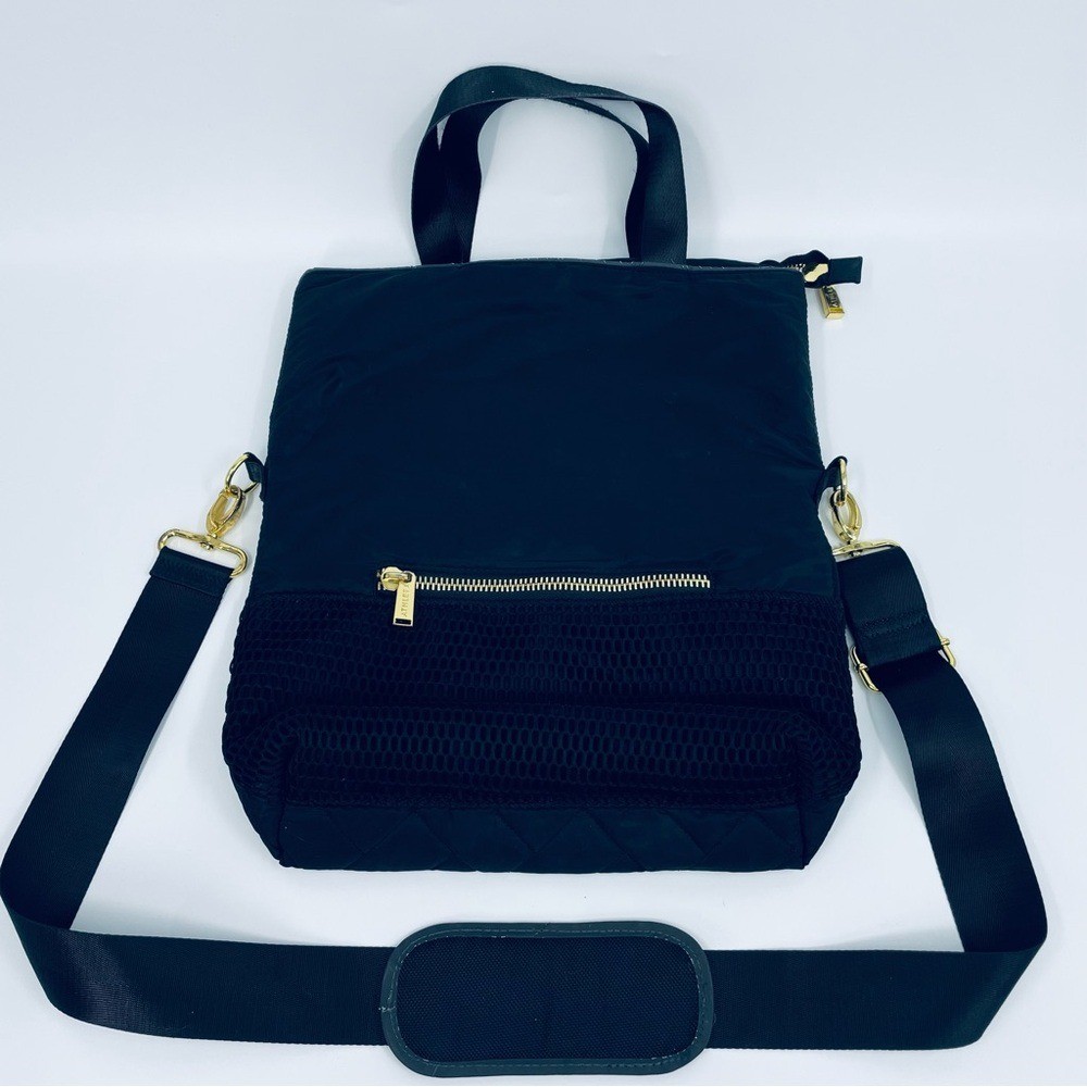 Athleta Gym Bag Women's Black Tote Bag Quilted Pattern with Gold Zippers