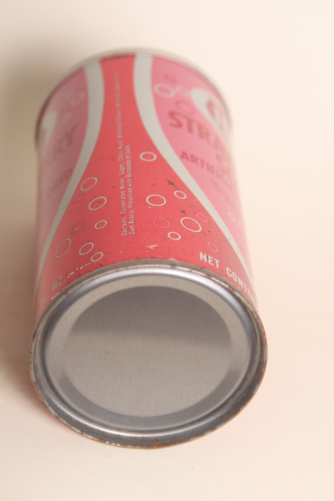 IGA Strawberry soda can