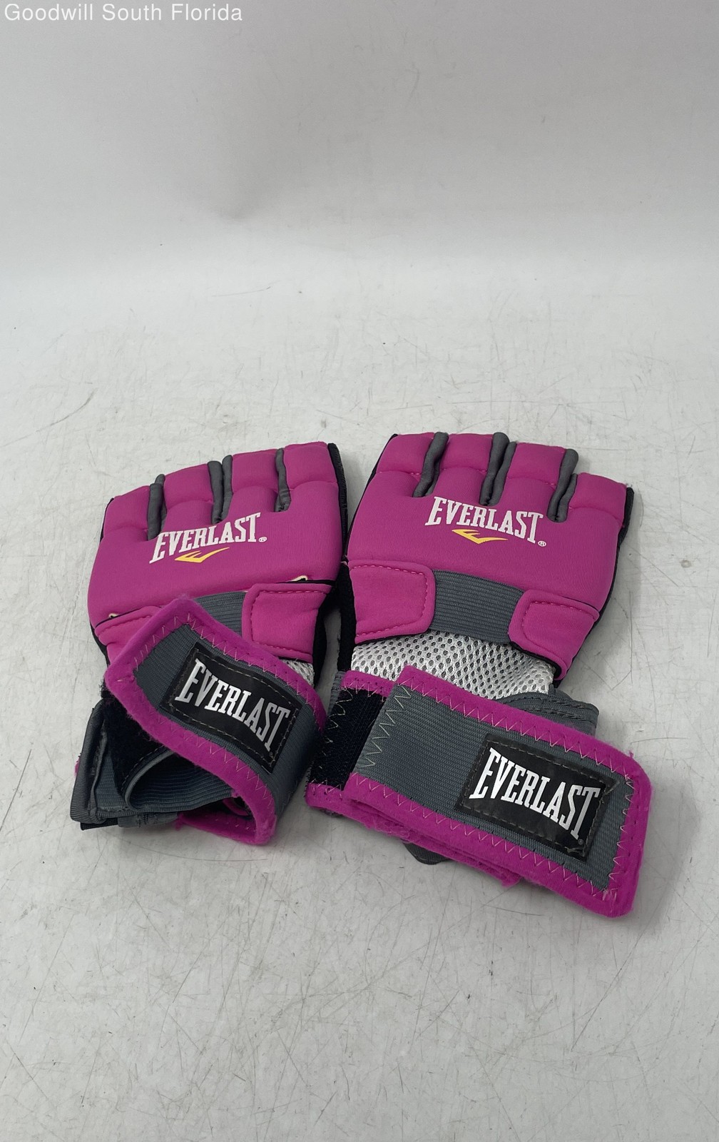 Everlast Ever Gel Pink Gray Sporting Equipment Training Boxing Glove Pair