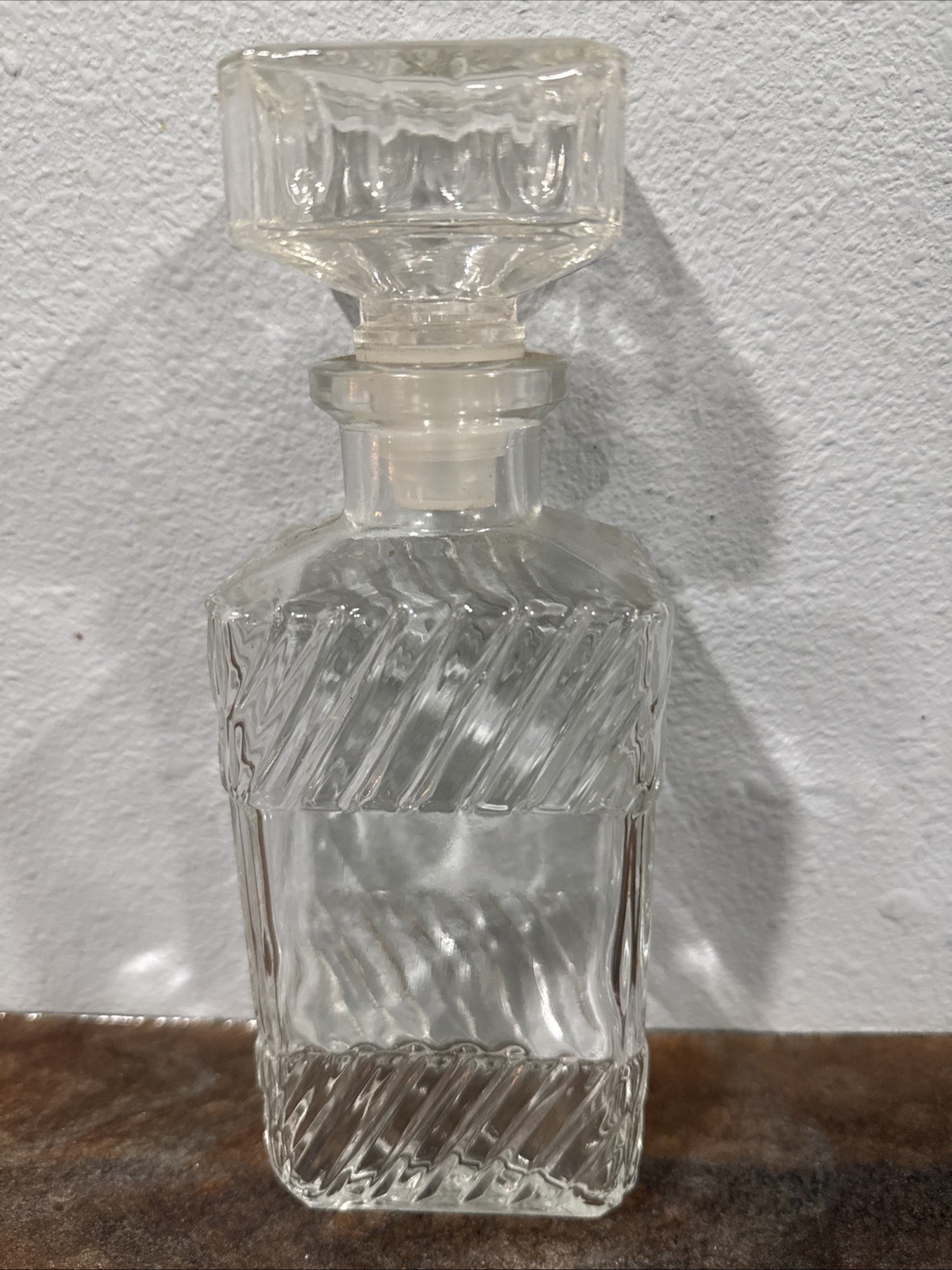 Vintage Glass Whiskey Decanter 8.5" Swirl Pattern w Stopper