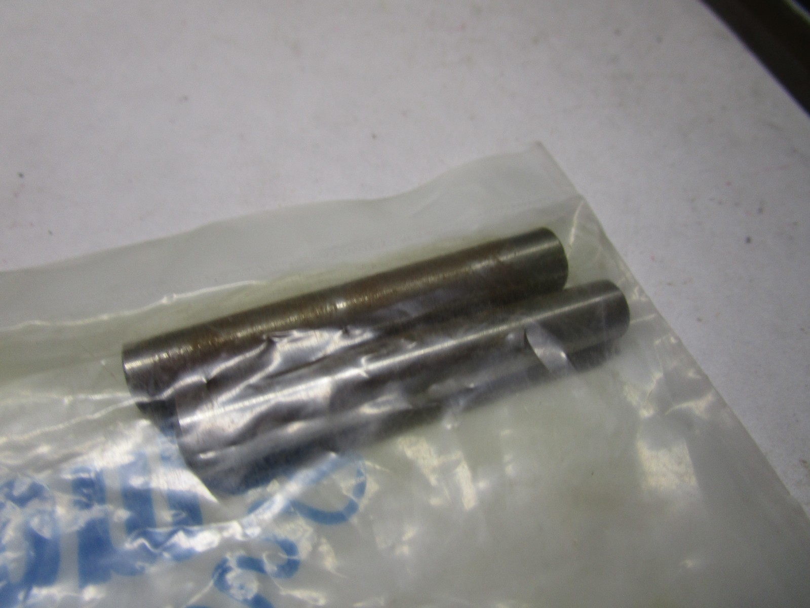 #6 0.299"-11/32"End Dia 2"L Plain C/S Std Tapered Pin QTY 2