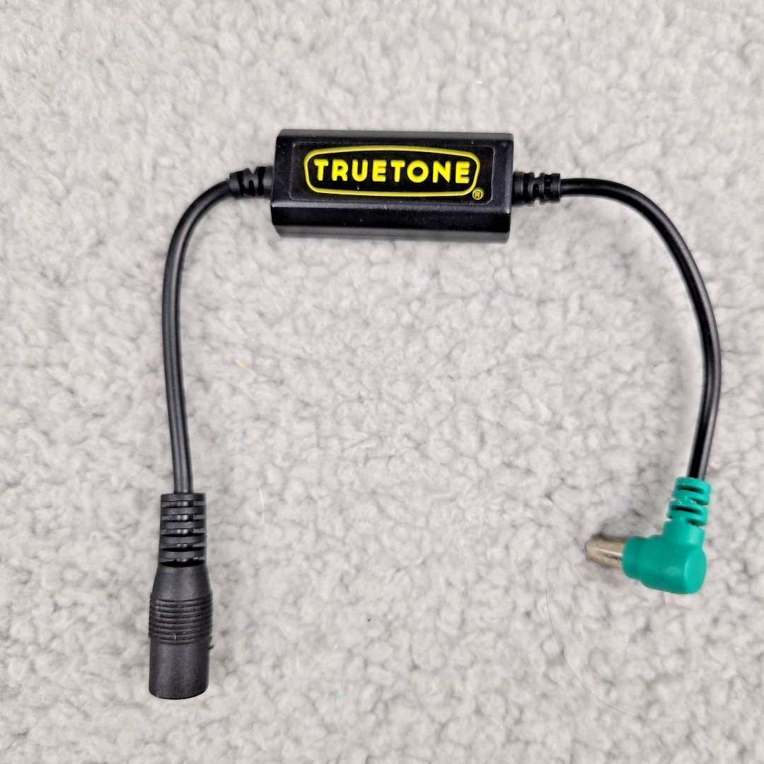 Truetone V189 18-volt to 9-volt Converter