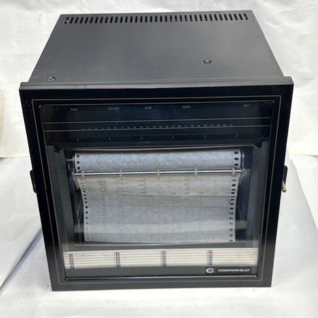 COOPERHEAT UR180 TEMPERATURE CHART RECORDER MODEL 4177, 115VAC, 12-CHANELS @@