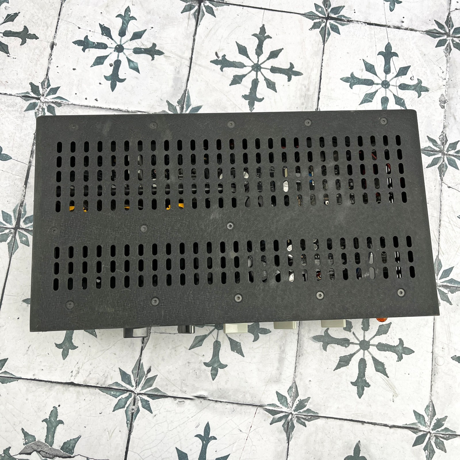 Universal Audio OX Top Box Amplifier #13049