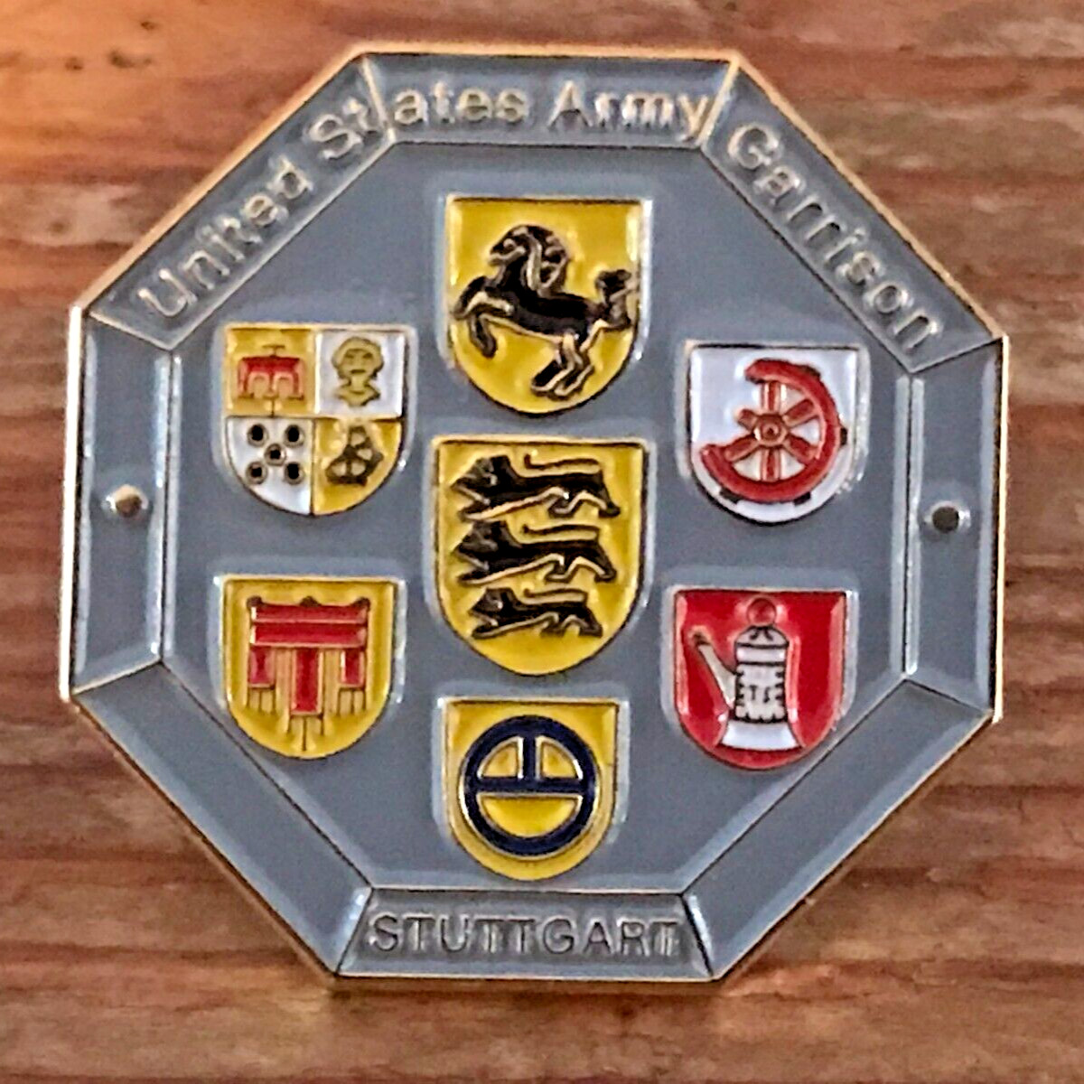 United States Army Garrison Stuttgart Lapel Pin Pinback US Military Gold Tone
