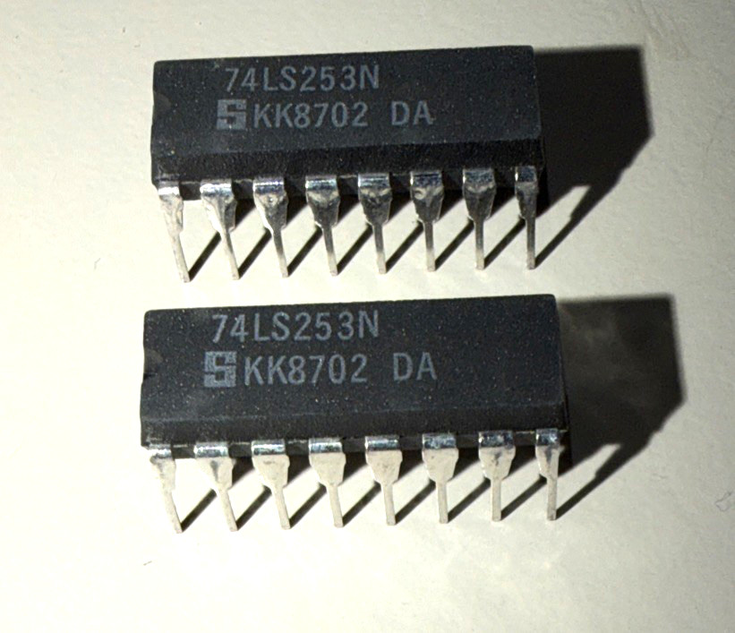 Signetics Multiplexer 74LS253N  IC Integrated Circuit 16 Pin (Lot of 2)