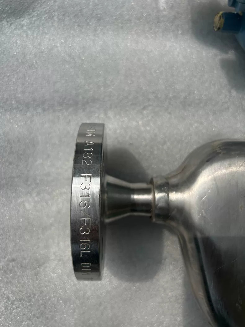 Micro Motion CMFS010M300N28ZMCZZ Flow Sensor Used 1PCS