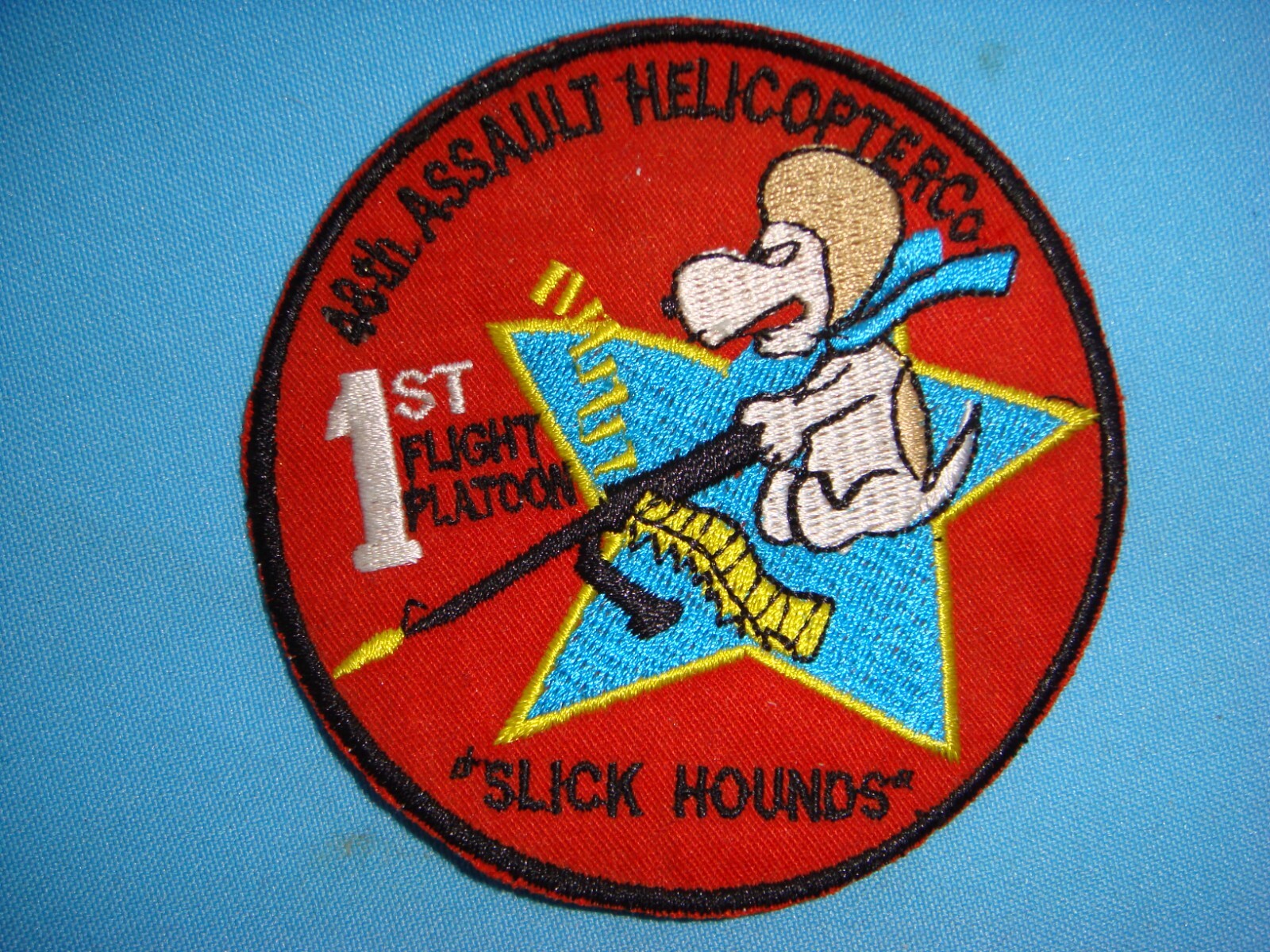 VIETNAM WAR PATCH, US 1st FLIGHT PLT 48th ASSAULT HELICOPTER Co "SLICK HOUNDS"