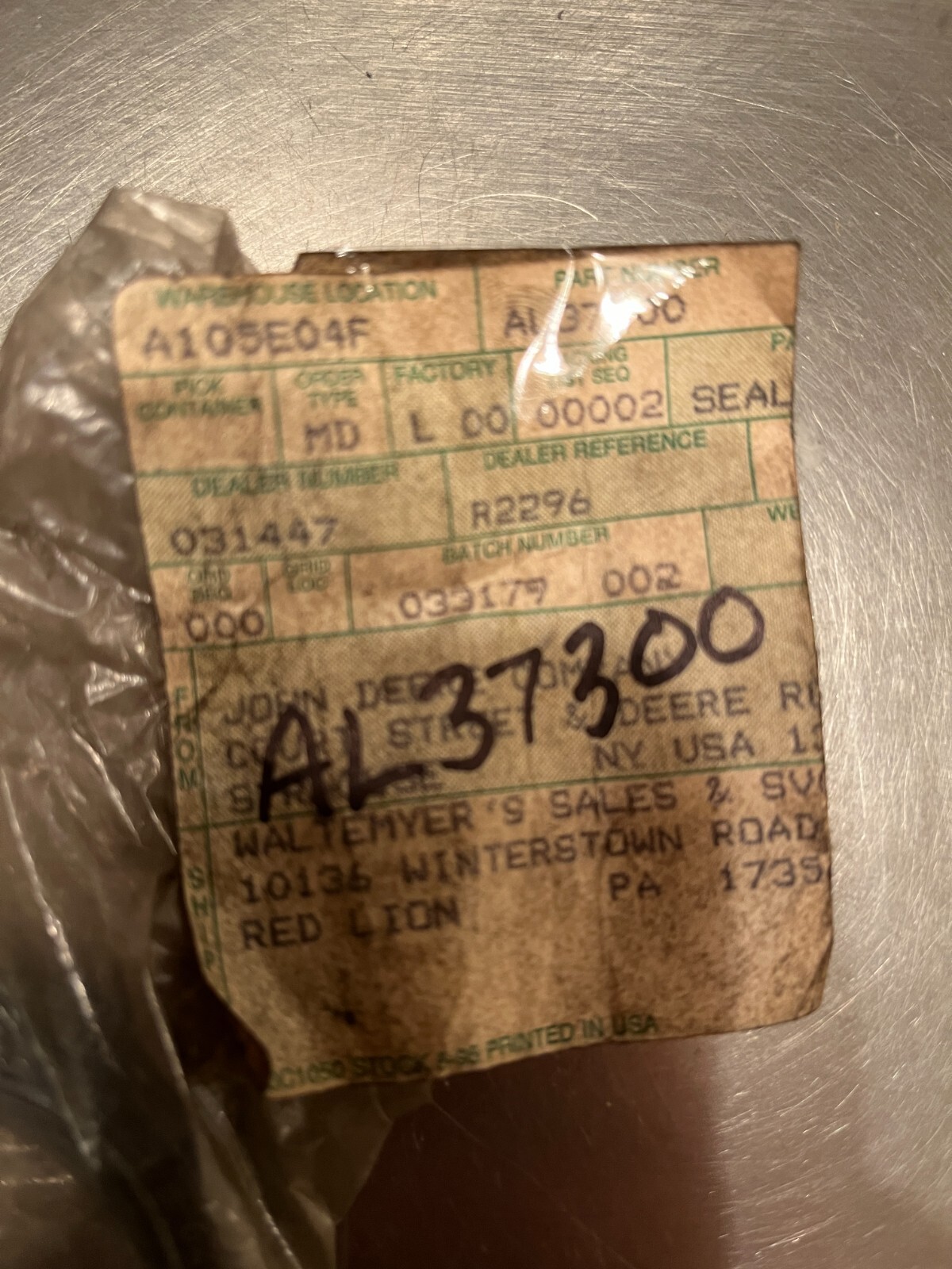 AL37300 Genuine OEM John Deere SEAL