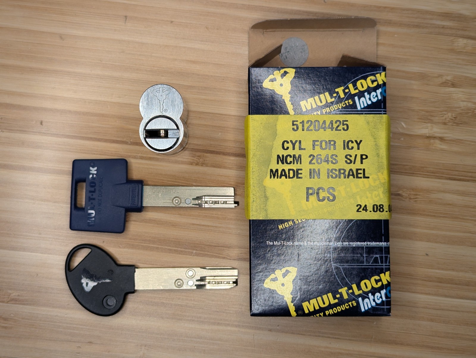 Mul-T-Lock LFIC Cylinder Cyl For Icy with Control and Operating Keys Brand New