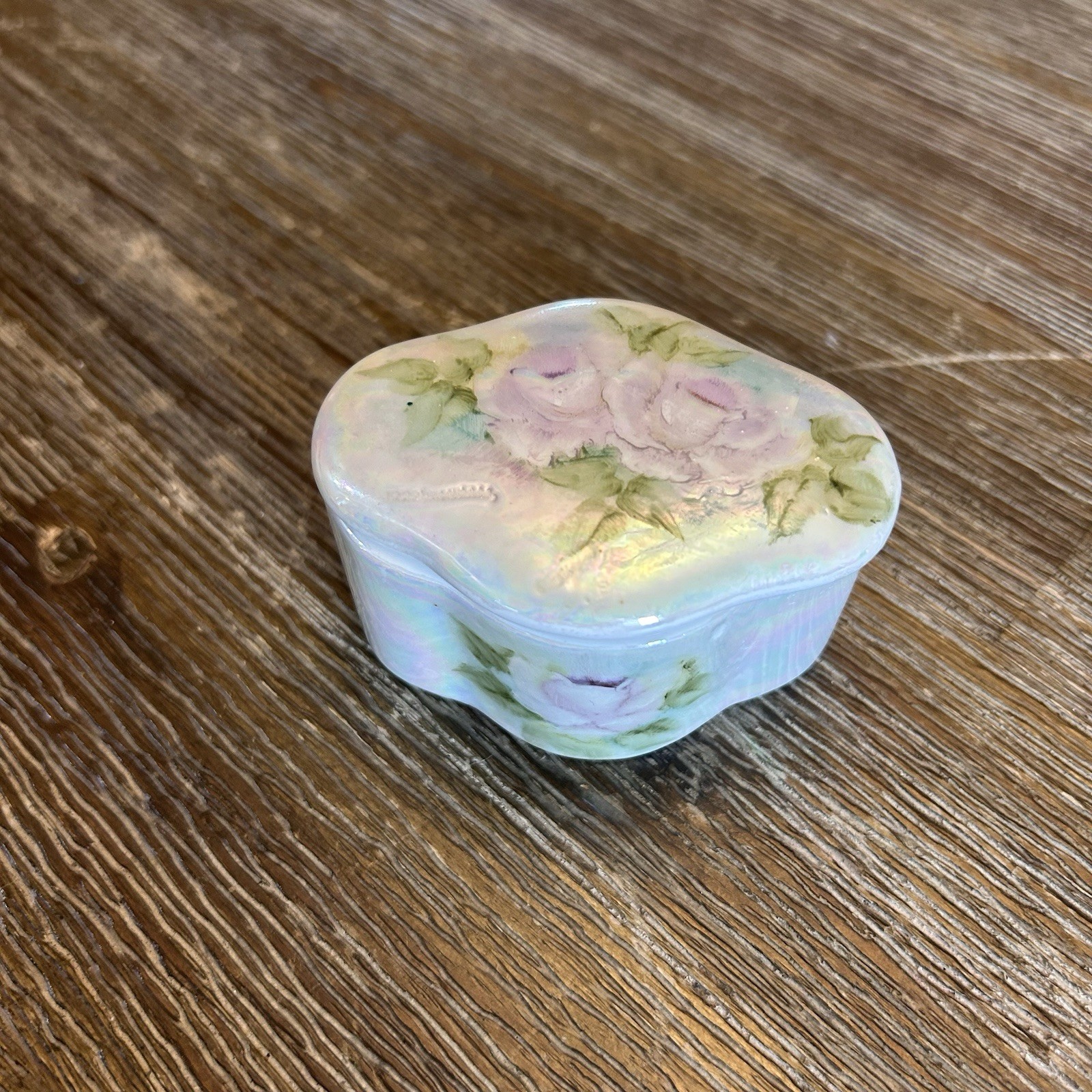 Vintage studio pottery or studio porcelain trinket box Floral Rose Roses