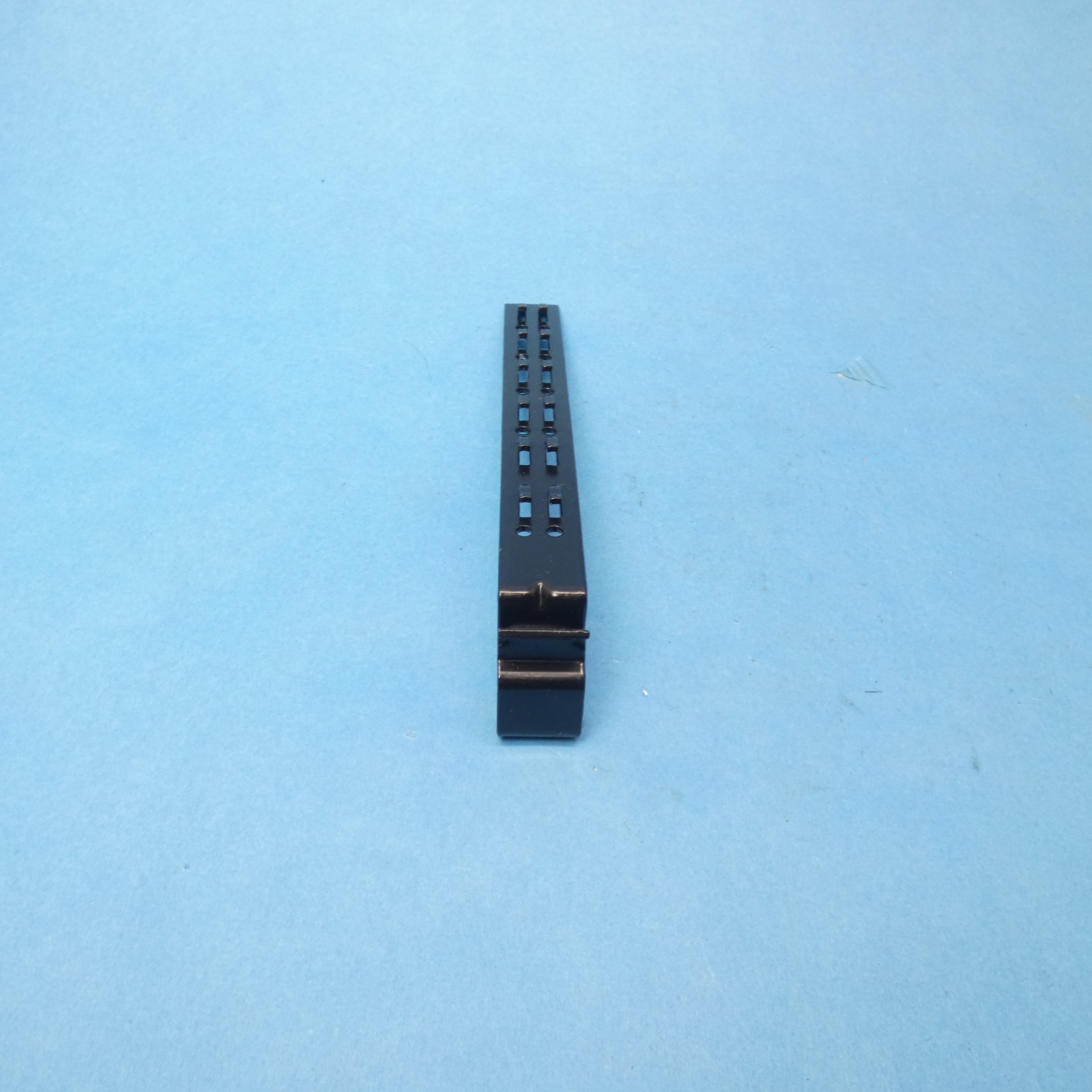 SnapNrack 232-03994 Array Edge Screen Clip, 8” Black Qty 20
