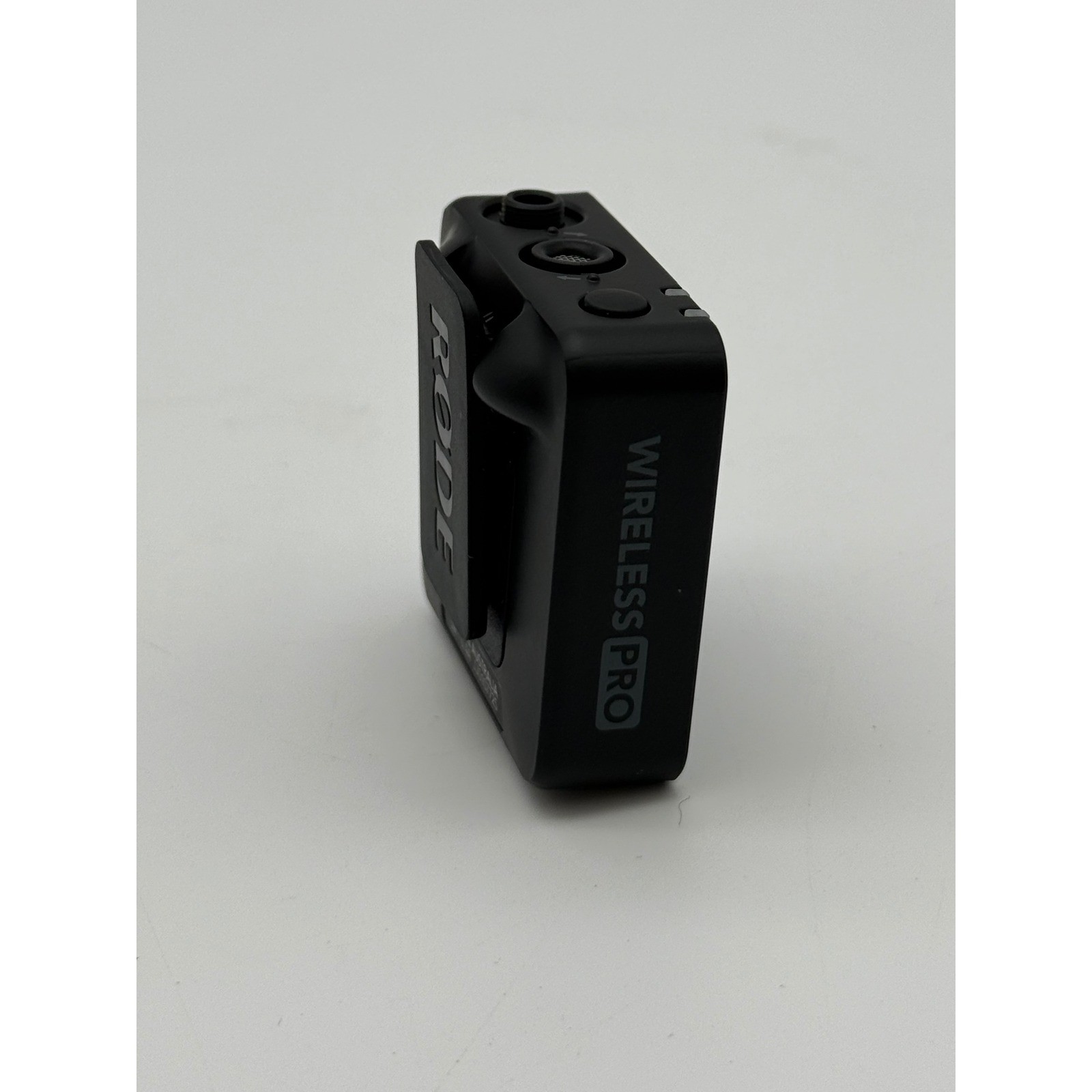 Rode Wireless PRO Transmitter Black Compact Microphone with Windscreen