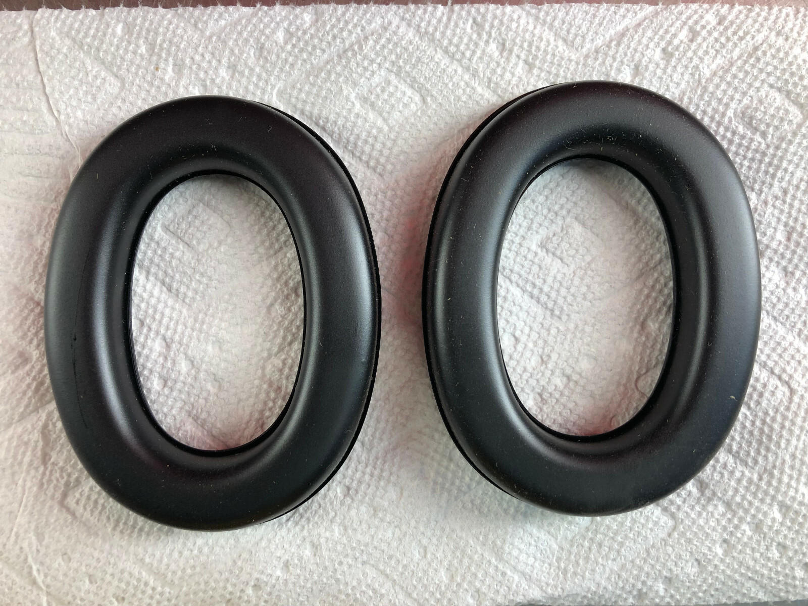 WILLSON PRODUCTS - EM304 - Sponge Filled Ear Cushions - Flight Deck Crew Helmet