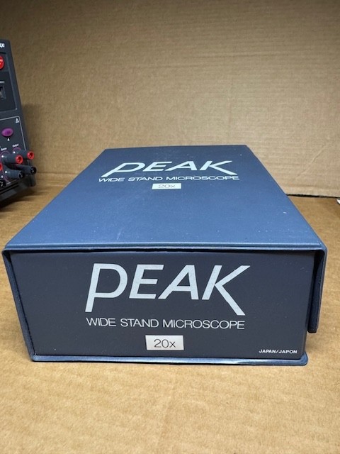 PEAK 20X Wide Stand Microscope W/Light In Case, Free Shipping