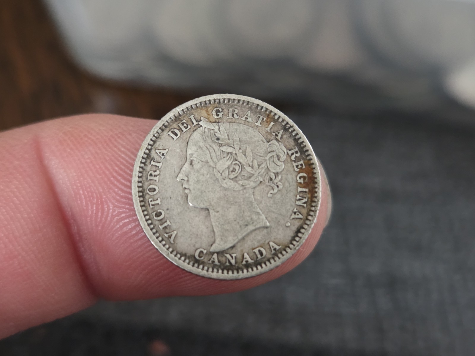 1882H Ten Cents VG ** Nice Early Queen Victoria  Canada