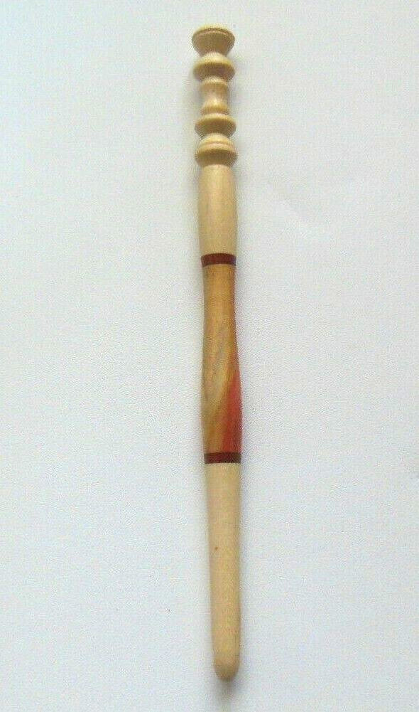Handmade Crochet Hook - Holly/Tulipwood W/Bloodwood Rings