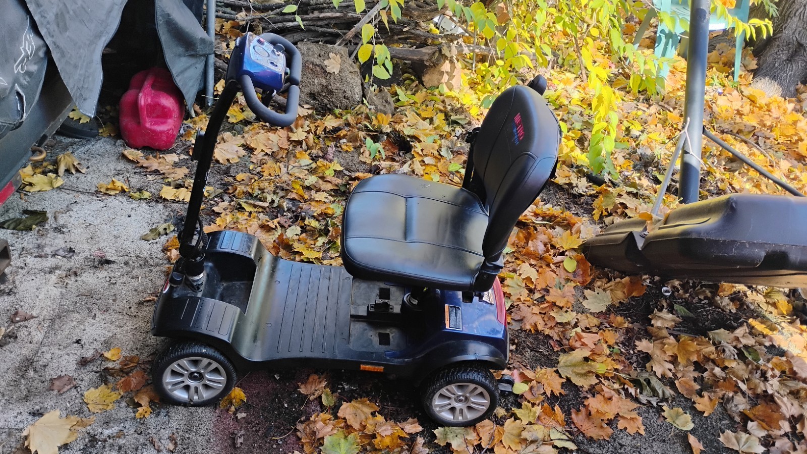 4 wheeled scooter