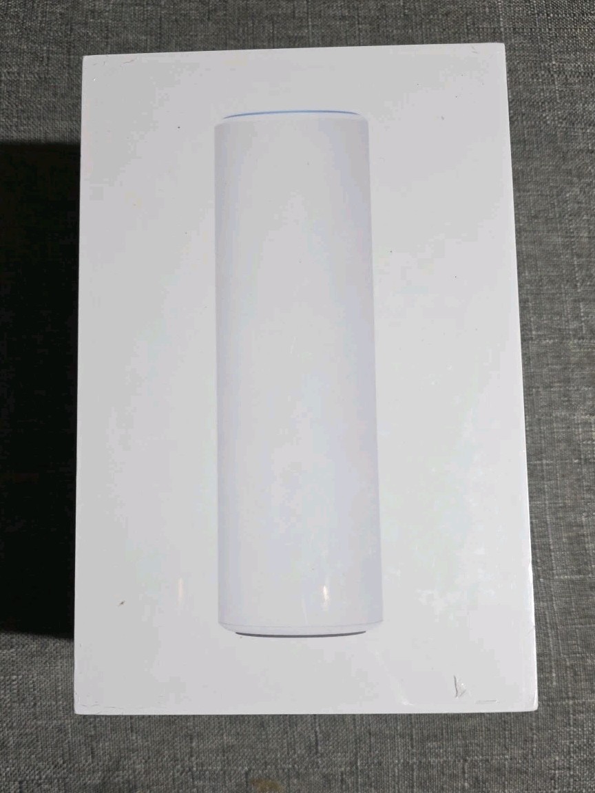Ubiquiti Networks UniFi Flex HD Indoor & Outdoor 802.11ac Wave2 Wi-Fi Dual-Band