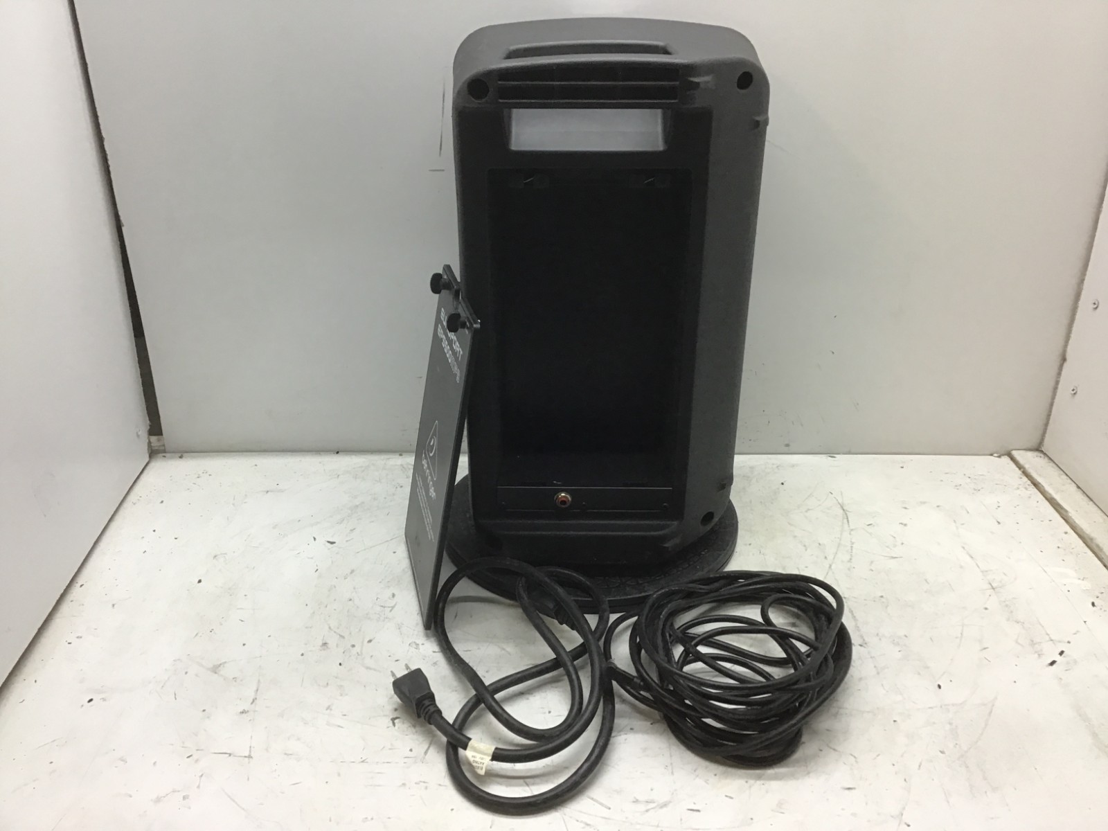 Behringer EPS500MP3 Compact Portable PA System - Single Speaker