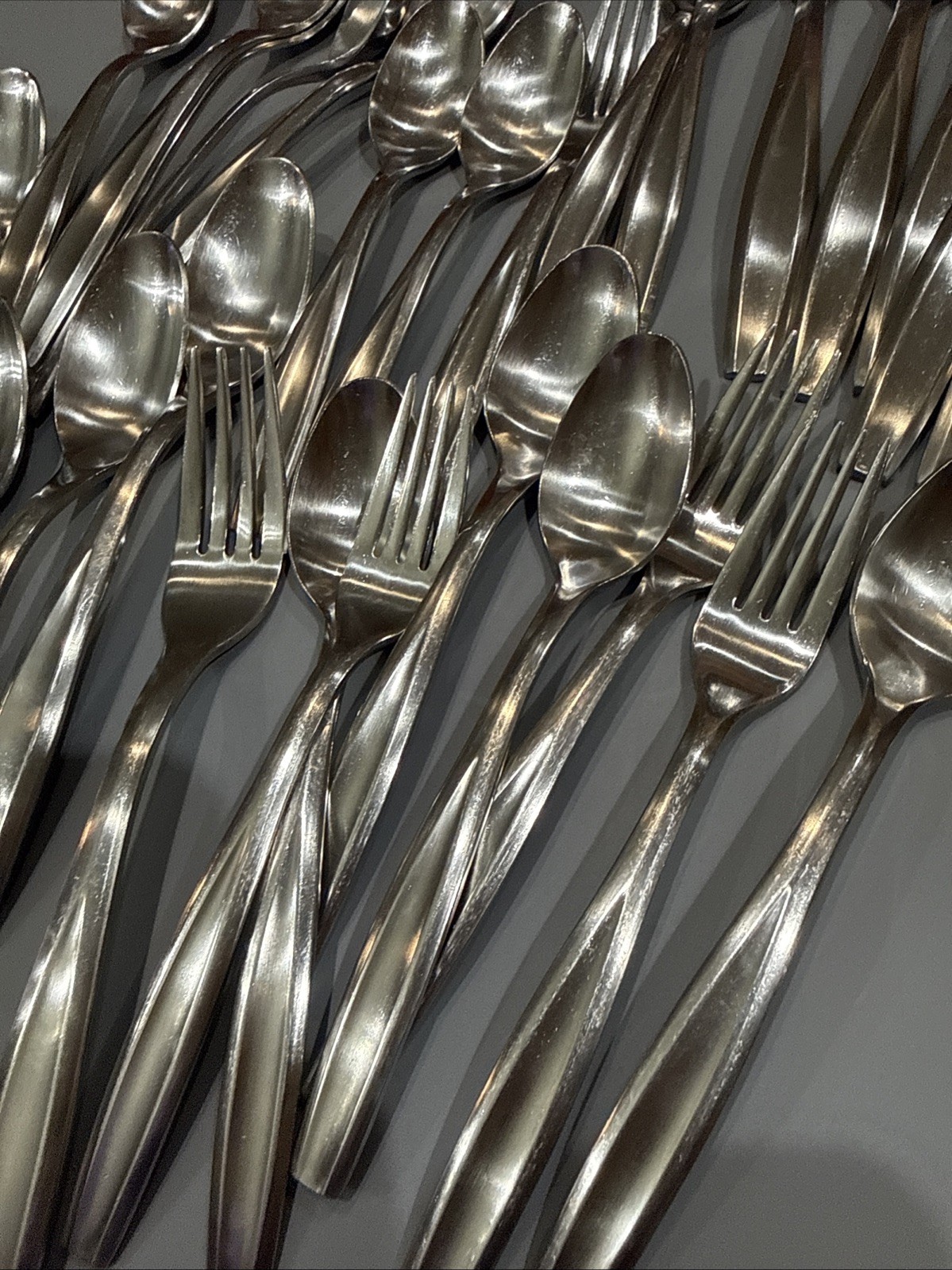 39 pcs Gourmet Settings BEAM Stainless Mixed Flatware